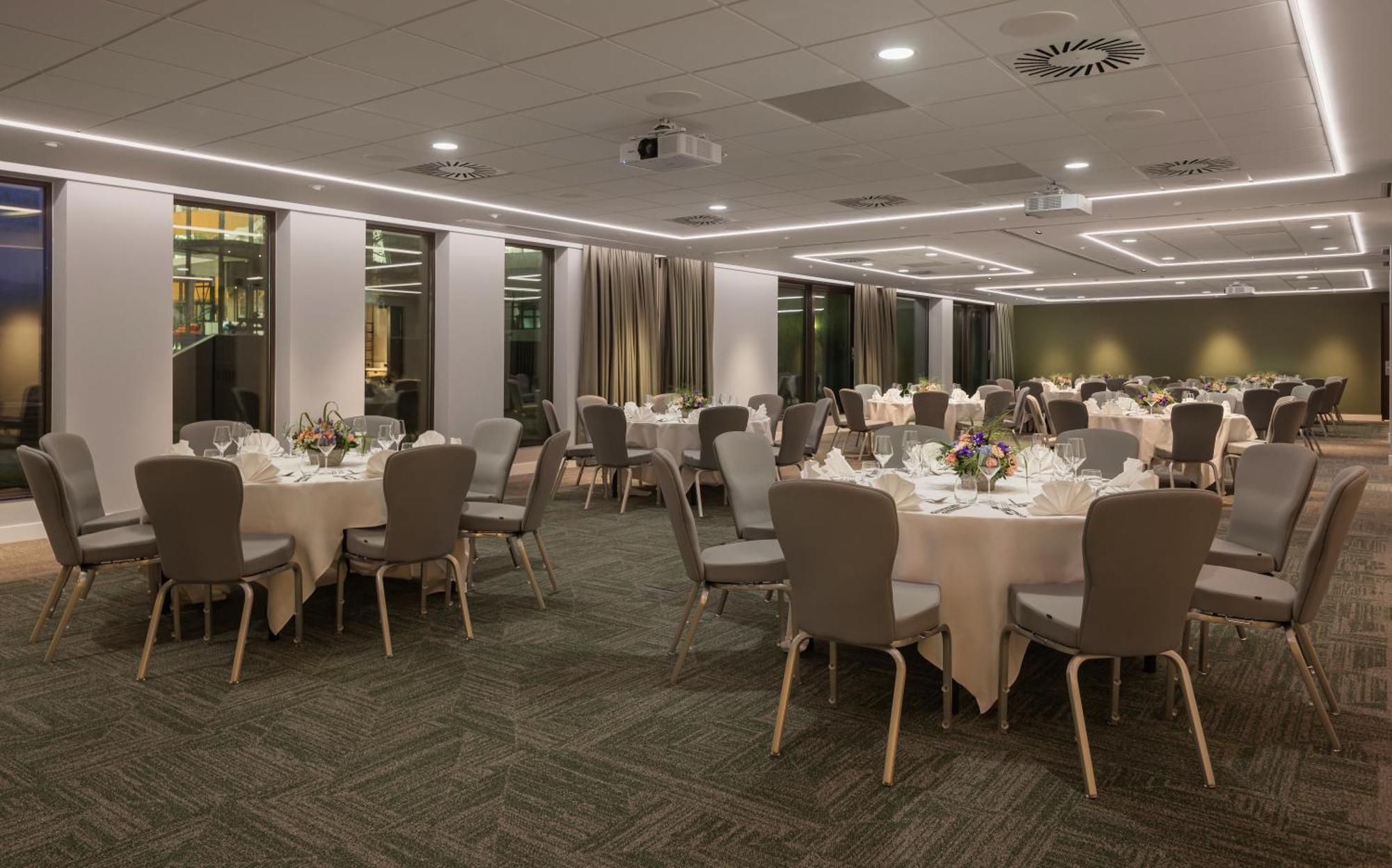 Hilton Garden Inn Leiden Ngoại thất bức ảnh