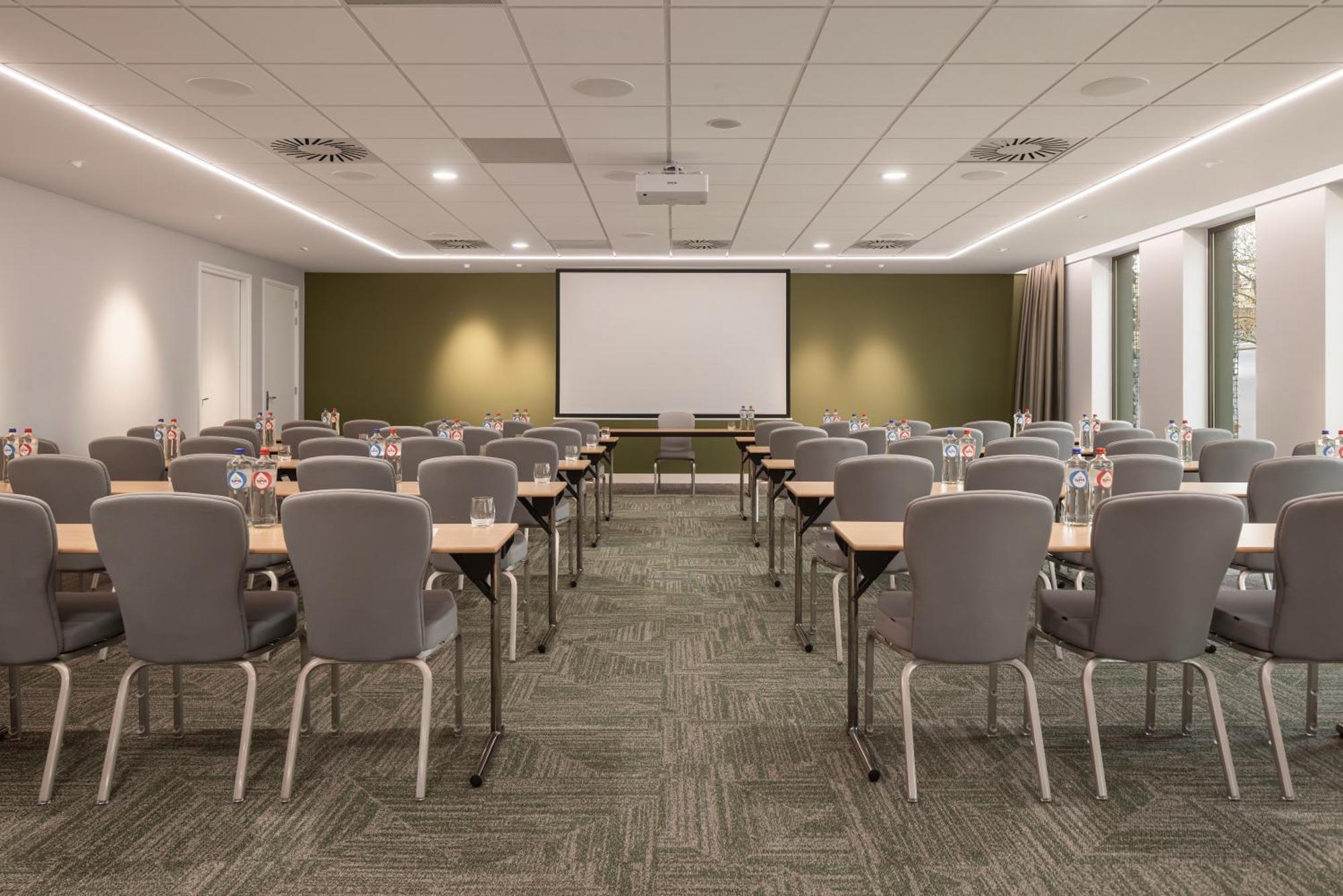 Hilton Garden Inn Leiden Ngoại thất bức ảnh